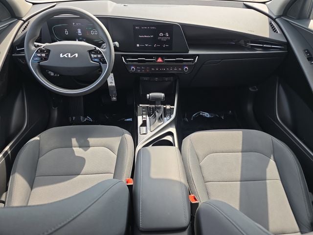 2024 Kia Niro LX