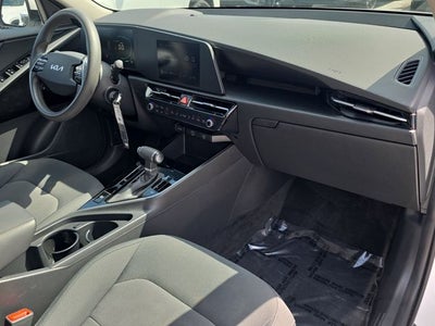 2024 Kia Niro LX