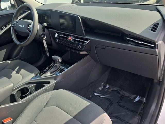 2024 Kia Niro LX