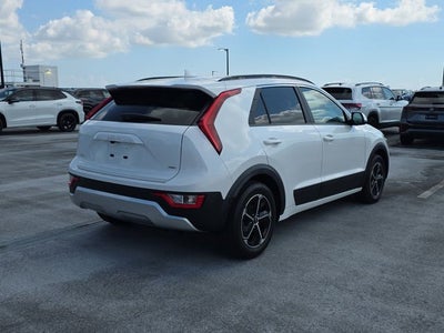 2024 Kia Niro LX