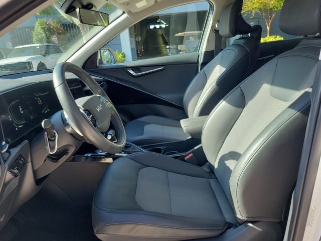 2024 Kia Niro EX