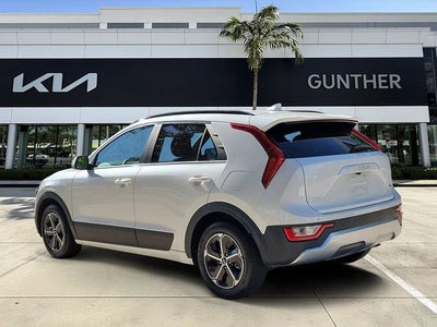 2024 Kia Niro EX