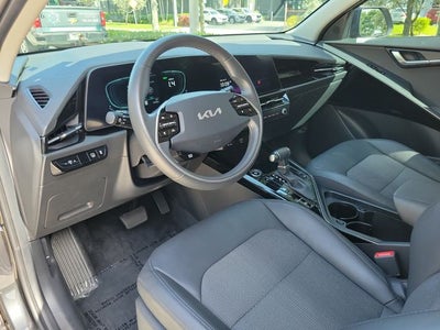 2023 Kia Niro EX