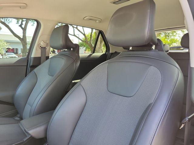 2023 Kia Niro EX