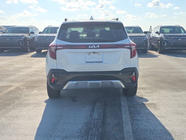 2024 Kia Seltos EX