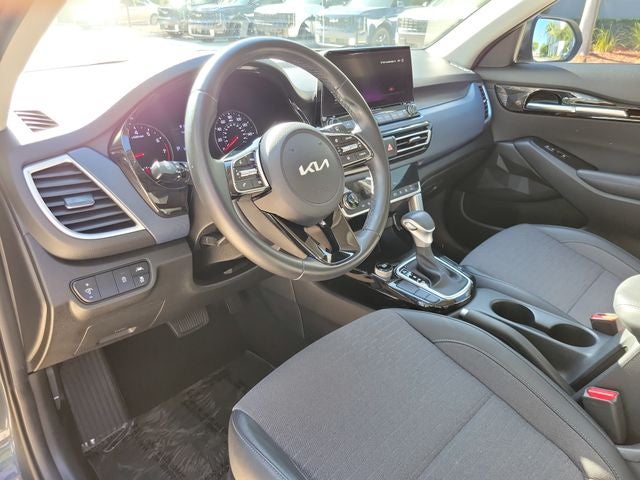 2023 Kia Seltos S