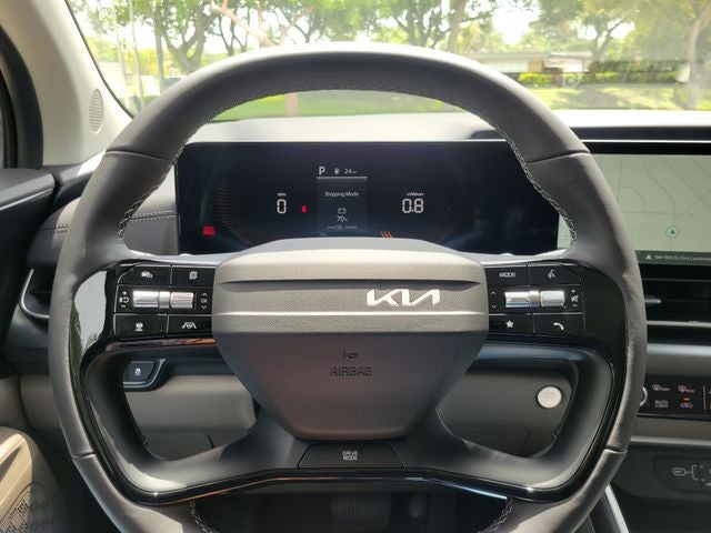 2027 Kia Carnival LXS