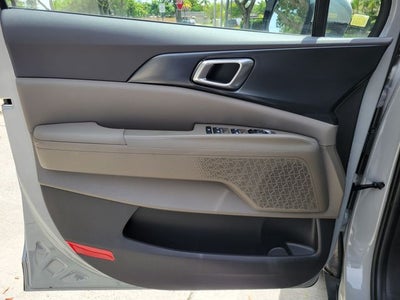 2027 Kia Carnival LXS
