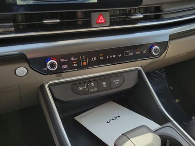 2027 Kia Carnival LXS