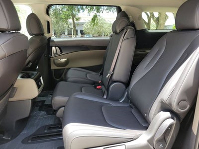 2026 Kia Carnival LXS