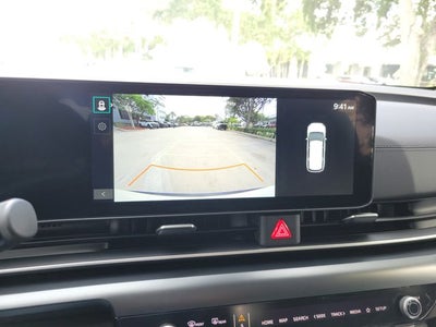 2027 Kia Carnival LXS