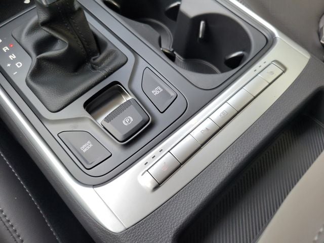 2027 Kia Carnival LXS