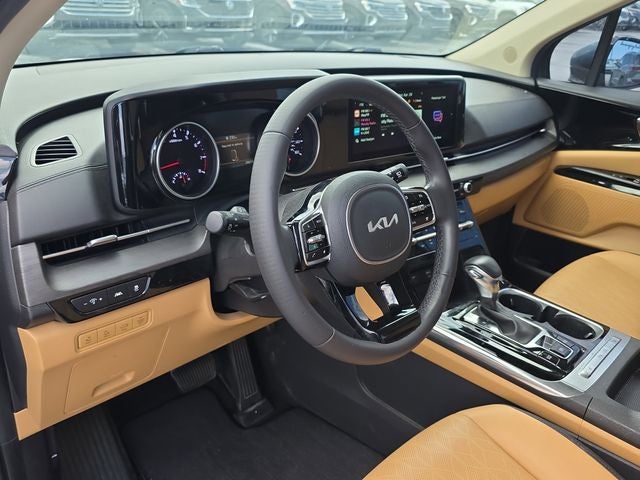 2024 Kia Carnival EX