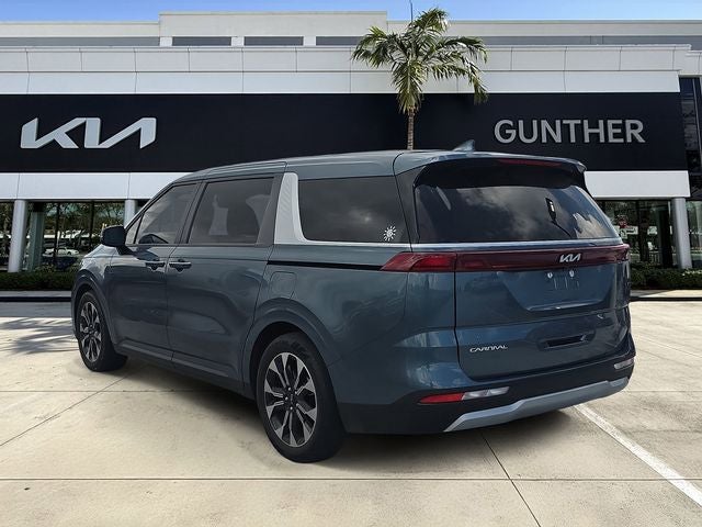 2024 Kia Carnival EX