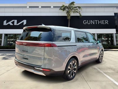 2024 Kia Carnival EX