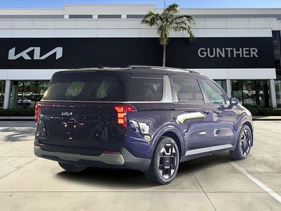 2026 Kia Carnival EX