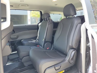 2027 Kia Carnival EX