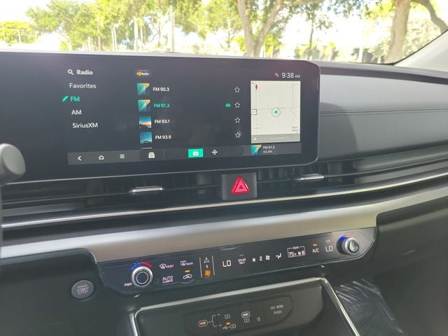 2027 Kia Carnival Hybrid EX