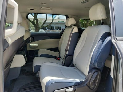 2026 Kia Carnival Hybrid EX