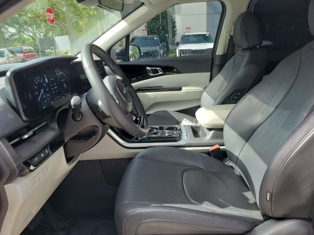 2024 Kia Carnival SX