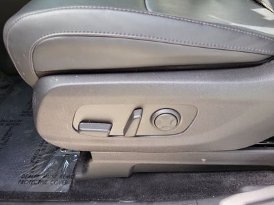 2024 Kia Carnival SX