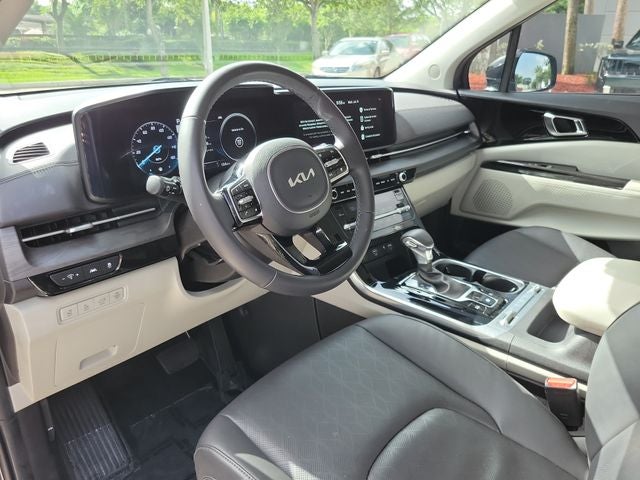 2024 Kia Carnival SX