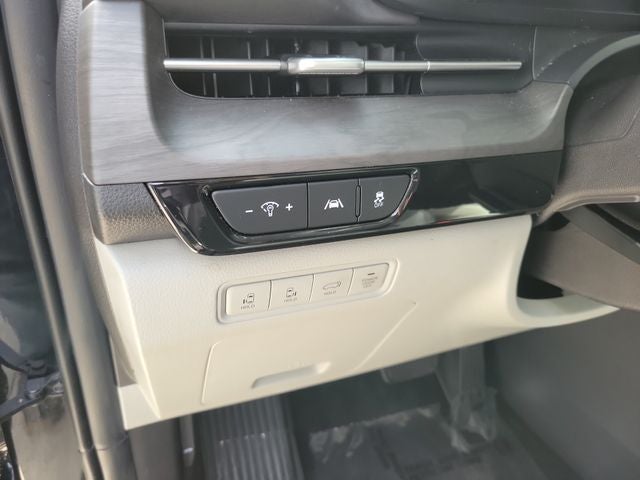 2024 Kia Carnival SX