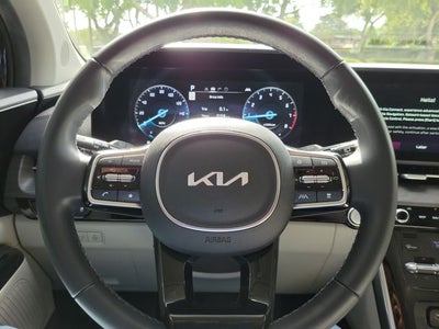 2024 Kia Carnival SX