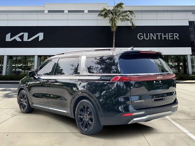 2024 Kia Carnival SX