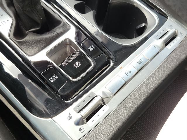 2024 Kia Carnival SX