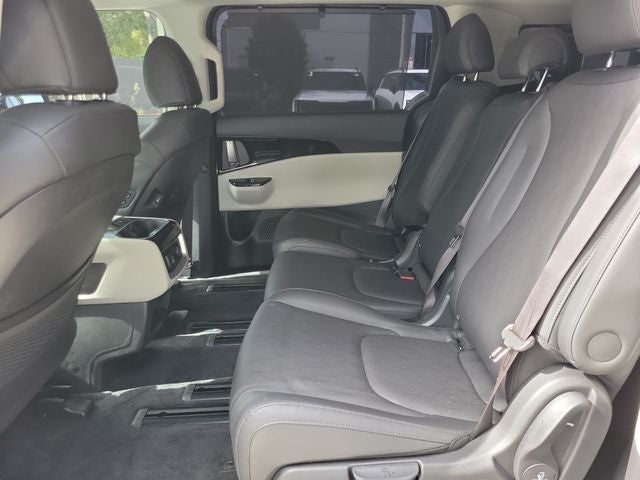 2024 Kia Carnival SX