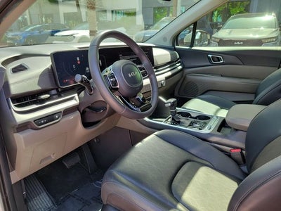 2025 Kia Carnival SX