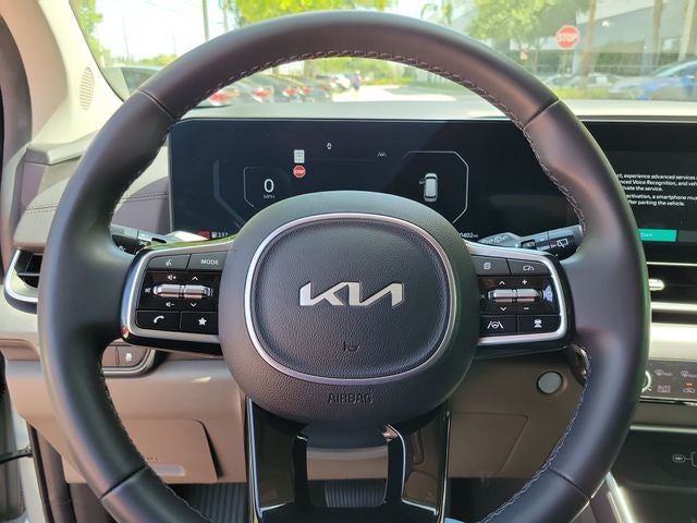 2025 Kia Carnival SX