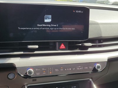 2025 Kia Carnival SX