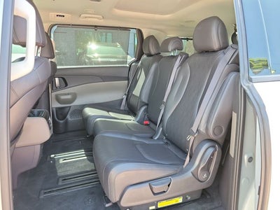 2025 Kia Carnival SX
