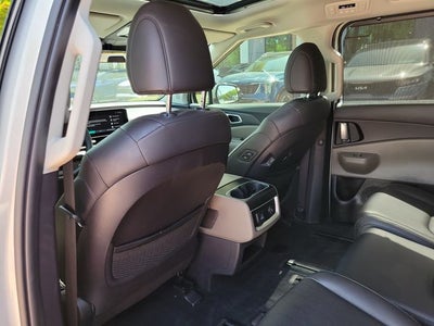 2025 Kia Carnival SX