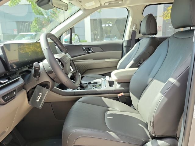 2027 Kia Carnival SX