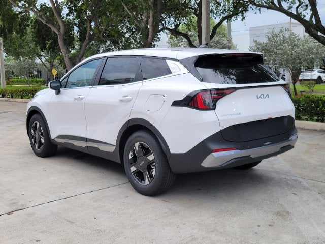 2027 Kia Sportage LX